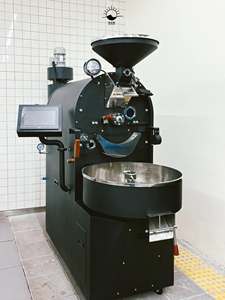 เครื่องคั่วกาแฟไฟฟ้า SUNROASTER ขนาด 15 กก. แบบดรัม ได้รับการรับรองมาตรฐาน ISO 9001 พร้อมบริการติดตั้งออนไลน์และสนับสนุนด้านเทคนิค กำลังไฟ 2.7 กิโลวัตต์ - Product Image 1
