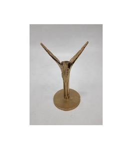 Venta al por mayor de aluminio para el hogar y la boda decorativo estilo clásico de color dorado de metal soporte de vela para la decoración de la Mesa - Product Image 1