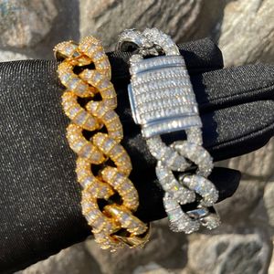 Pulsera de Diamantes Cultivados en Laboratorio Incoloros, Corte Baguette, Estilo Iced Out, 20MM, Eslabones Cubanos, Estilo Hip Hop, Pulsera para Hombre, Estilo Rapero - Product Image 3