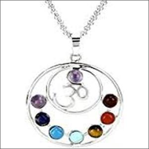 Colgante de múltiples piedras preciosas de Om Chakra de plata 925, impresionante diseño de varias piedras, colgantes y dijes finos brillantes - Product Image 1