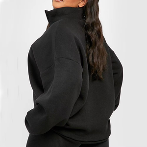 ชุดกีฬาผ้าฟลีซปักลายสำหรับผู้หญิง ชุดสองชิ้น เสื้อซิปและกางเกงวอร์มขายาว - Product Image 3