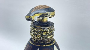 Dispensador de Loción Decorativo de Latón, Accesorio para Baño, Ideal para Uso Diario y para la Encimera en el Baño Principal o en Cuartos de Invitados - Product Image 2