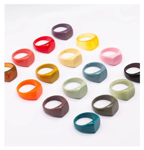 Cutes Vintage Modern Acrylic Cocktail Resin <b>Rings</b> In Orange Red <b>Black</b> Green Unisex Statement Jewelry For Daily Wear Party - Product Image 6