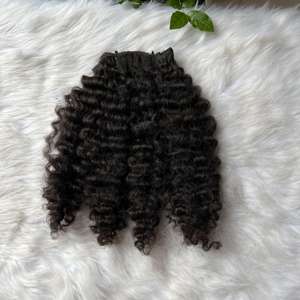 Venta al por mayor precio bajo doble dibujado no químico birmano rizado paquetes color natural 8-40 pulgadas extensiones de cabello rizado - Product Image 1