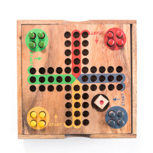 Juego de Mesa Ludo de Madera Hecho a Mano para Adultos y Niños |   Juego de Mesa Clásico de Viaje de 12 Pulgadas |   Regalo Ecológico para Fiestas Familiares - Product Image 1