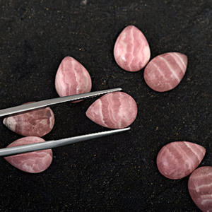 Cabochon en rhodochrosite rose 100 % naturelle, fait main, en forme de poire, pierre précieuse lâche personnalisée pour la fabrication de bijoux, idéal pour les tenues de soirée féminines - Product Image 6
