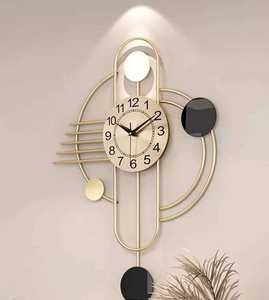 Horloge murale élégante de haute qualité en deux tons, offrant un aspect professionnel et raffiné pour les bureaux et les lieux de travail. - Product Image 1