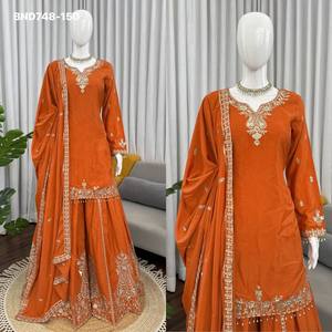 Ensemble Sharara élégant de la collection Premium en crêpe avec broderie et dentelle fantaisie – Fournisseur de vêtements ethniques de Surat - Product Image 6