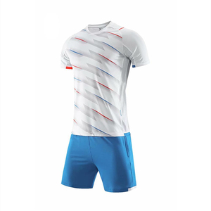 Ensemble de maillot de football unisexe blanc avec short noir, col en V, manches courtes, polyester respirant, vêtements de sport toutes saisons IRON MARK - Product Image 6