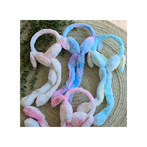 ที่ปิดหูผ้ากำมะหยี่สีชมพูพร้อมประดับดอกไม้สีฟ้า สูง 19.5 ซม. กว้าง 15.5 ซม. อุปกรณ์เสริมความอบอุ่นในฤดูหนาว - Product Image 6