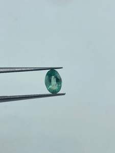 Piedra Preciosa de Esmeralda Natural de Zambia, Corte Ovalado, Color Verde, Hermosa Piedra Suelta de 4.80x7mm, 0.65ct, para Joyería - Product Image 4