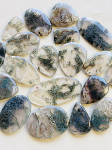 Piedra preciosa suelta pulida de ágata de musgo natural de grado AAA 100%, forma y tamaño mezclados para fabricación de joyas y diseño de cabujón - Product Image 3