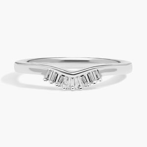 Bague de mariage incurvée en or jaune avec petite baguette de diamants - Product Image 3