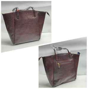 Bolso de Hombro de Cuero Genuino Premium para Mujer con Cadenas, Bolso Tote Suave y Cómodo para el Trabajo, Oficina, Viajes, Uso Diario, India - Product Image 2