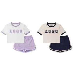 Conjunto de Top Corto y Pantalones Cortos de Verano Personalizados, Ecológicos, de Spandex/Algodón para Mujer, Camiseta Corta y Pantalones Cortos por Encima de la Rodilla para Deporte y Uso Casual - Product Image 1