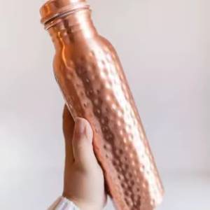 Textured <b>Copper</b> <b>Drinking</b> <b>Bottle</b> With Lid - Product Image 2
