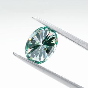 พลอยมอสซาไนต์สังเคราะห์ทรงรีสีเขียว คุณภาพ VVS1 ผลิตด้วยเครื่องจักรเทคโนโลยีขั้นสูง ตัดได้ทุกทรง ทุกสี - Product Image 3