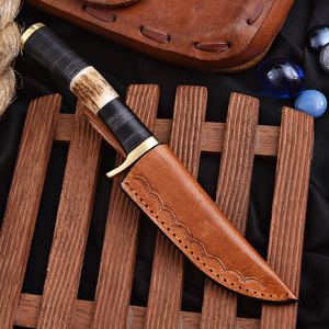 Cuchillo de caza de acero de Damasco forjado a mano UA Supplies, hoja fija con filo biselado y punta caída, mango de cuerno de ciervo y madera, con funda de cuero 10. - Product Image 6
