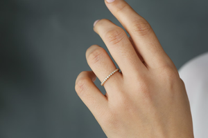Bague classique pour femme en or jaune avec diamant taille brillant rond, pierre naturelle, alliance de mariage 0,11 carat - Product Image 4