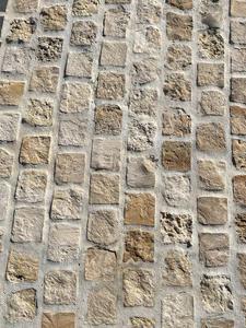 Adoquines de Piedra Arenisca Beige - Diseño Moderno con Acabado Antiguo para Uso Exterior - Product Image 2