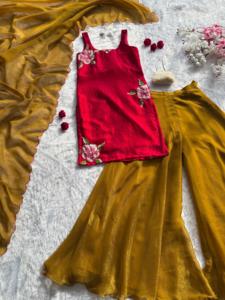 Conjunto de fiesta de diseñador, pintado y cortado a mano, con trabajo artesanal Dana, top de seda Fandy con pantalón Plazzo y dupatta, completamente cosido y listo para usar. - Product Image 4