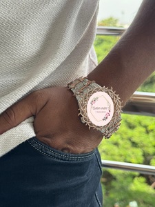 นาฬิกาข้อมือโมอิสซาไนต์รุ่นลิมิเต็ดอิดิชั่นโบราณ ดีไซน์โดดเด่น ชุบทอง หน้าปัดอนาล็อก ตัวเรือนสแตนเลส สำหรับผู้ชายและผู้หญิง - Product Image 3