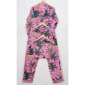 ชุดนอนผ้าฝ้ายออร์แกนิคลายป่าทึบสุดหรู แขนยาว สไตล์วินเทจ ชุดนอนเดรส ชุดนอนเข้าชุด โบโฮ ลุคสบายๆ - Product Image 5