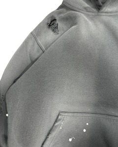 Hoodie personnalisé style streetwear, coupe décontractée oversize, en mélange de coton délavé soleil, 500 GSM, respirant, effet vintage délavé à l'acide et vieilli - Product Image 2