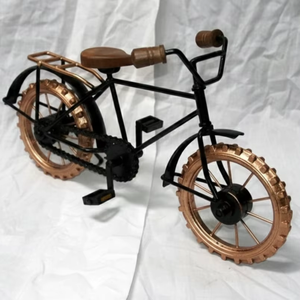 Bicicleta Metálica en Miniatura Pintada a Mano, Estilo Vintage, con Asiento de Madera, para Decoración Navideña del Hogar u Oficina - Product Image 1