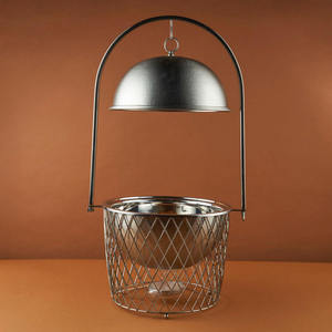 Calentador de Buffet de Lujo Redondo Plateado con Base de Acero Inoxidable, Soporte Colgante de Arco Alto y Diseño de Cesta de Malla Individual - Product Image 2