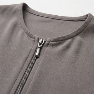 Vente en gros de robes Abaya modestes à manches longues pour femmes, vêtements islamiques traditionnels, techniques de broderie, vêtements maxi élégants - Product Image 4