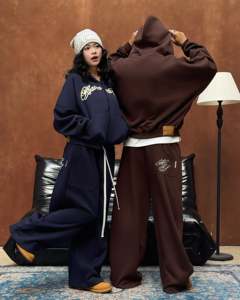 Fabricante de Ropa Personalizable en Vietnam: Sudadera con Capucha Holgada de Algodón 100% OEM ODM, Chaqueta con Cremallera Larga Personalizada - Product Image 4