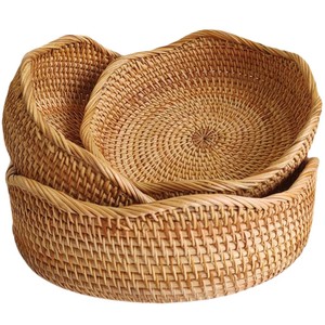 Elegante cesta para pan de madera de teca - Venta al por mayor B2B desde India - Product Image 1