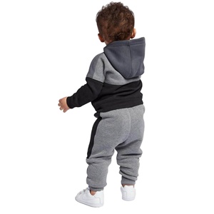 Conjunto Deportivo Infantil de Alta Calidad, Negro, con Media Cremallera, Diseño de Logotipo Personalizado, Pantalones Cargo de Algodón para Niños y Niñas - Product Image 4