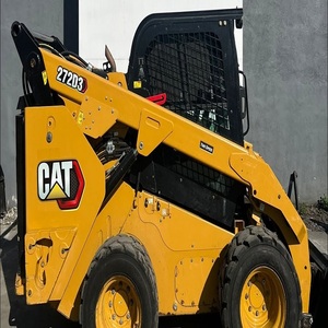 รถตักขนาดเล็ก Caterpillar 272D3 รุ่นปรับปรุงพิเศษ ออกแบบมาเพื่อสภาพการทำงานที่ต้องการความทนทาน พร้อมบุ้งกี๋สำหรับงานหนัก - Product Image 1