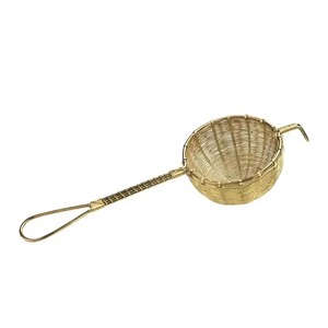 Golden Metal <b>Strainer</b> with Long Handle Durable Kitchen <b>Colander</b> for Tea Straining Food - Product Image 1