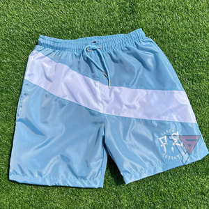 Shorts en nylon pour hommes avec logo personnalisé – Shorts de bain légers à séchage rapide, fabrication OEM - Product Image 2