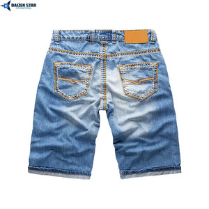 กางเกงยีนส์ขาสั้นผู้ชายสไตล์ลำลอง สีซีด ทรงกลาง เอวกลาง ปักลาย ระบายอากาศได้ดี เป็นมิตรกับสิ่งแวดล้อม แห้งเร็ว มีซิปและกระดุม สตรีทแวร์ น้ำหนัก 220 กรัม - Product Image 2