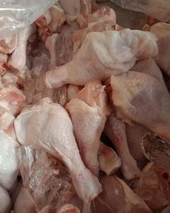 Cuisses de poulet surgelées de qualité supérieure, qualité export, vérifiées, emballées en vrac IQF, durée de conservation de 24 mois - Product Image 1