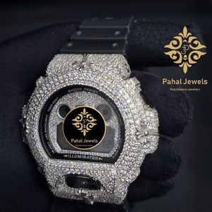ICELOOK เครื่องประดับนาฬิกาอะนาล็อกควอตซ์ผู้ชายไรน์สโตนทรงสี่เหลี่ยมเคสคริสตัลแซฟไฟร์สแตนเลสสตีลกันกระแทกนาฬิกาปลุก - Product Image 4