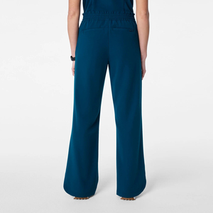 กางเกงสครับสีน้ำเงินขายส่งสำหรับผู้หญิง ทรงขากว้าง ยืดหยุ่น ระบายอากาศได้ดี เป็นมิตรกับสิ่งแวดล้อม ทรงหลวม สไตล์คาร์โก้ - Product Image 2