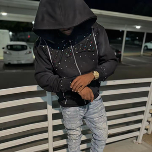 เสื้อฮู้ดดี้ผู้ชาย OEM Streetwear รุ่น Heavyweight ผ้าฟลีซคอตตอนหวี 100% แบบถอดได้ ซิปหน้า ประดับด้วย Rhinestone ลายปักแบบ Distressed Applique - Product Image 6