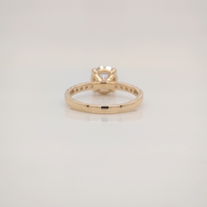 Bague de fiançailles en diamant rond brillant de 1,50 ct, bague de mariage en diamant cultivé en laboratoire, bijoux en or jaune massif 14 carats pour femmes - Product Image 5