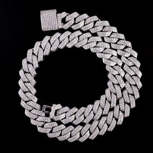 Collar Cubano de Plata al por Mayor, Cadena Personalizada con Eslabones Cubanos, Chapado en Oro de 14K, Collar Cubano con Diamantes para Hombre, Estilo Hip Hop - Product Image 1