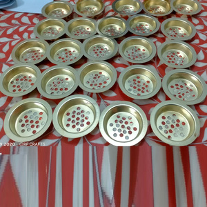 Brûleur d'encens d'aromathérapie en or personnalisable de haute qualité petit support électrique du Moyen-Orient pour le commerce transfrontalier - Product Image 4