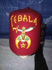 Sombrero Fez Vintage para Masones, con Borlas Color Borgoña, de Alta Calidad, Personalizado, en Oferta - Product Image 2