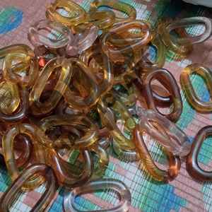 Connecteurs ouverts personnalisables couleur ambre en résine pour la fabrication de rideaux de séparation intérieurs et l'assemblage de brins - Product Image 3