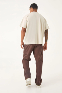 T-shirt Homme Oversize en Coton Respirant à Manches Courtes Col Rond Couleur Unie Tricoté avec Logo Frontal Teint Uni Coupe Ajustée 240g - Product Image 3