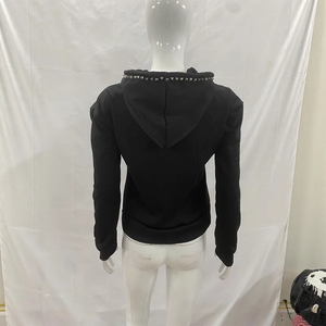 Sweat-shirt noir à capuche avec fermeture éclair et rivets, coupe slim, style punk, vêtement d'automne unisexe - Product Image 4