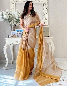 Sari de Diseño KV para Mujer, Color Beige Sólido, con Blusa Sin Coser - Product Image 2